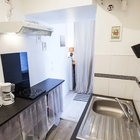 Charmant Studio A 200m De La Plage D'amour Apartment *